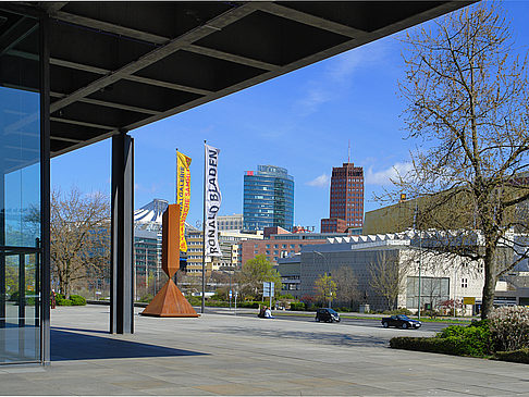 Neue Nationalgalerie Foto 